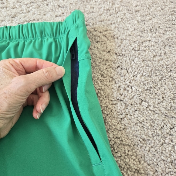 NWT Fabletics The One Short Ventilated 7in Mens Size XXL Verde Green Color - Picture 14 of 16